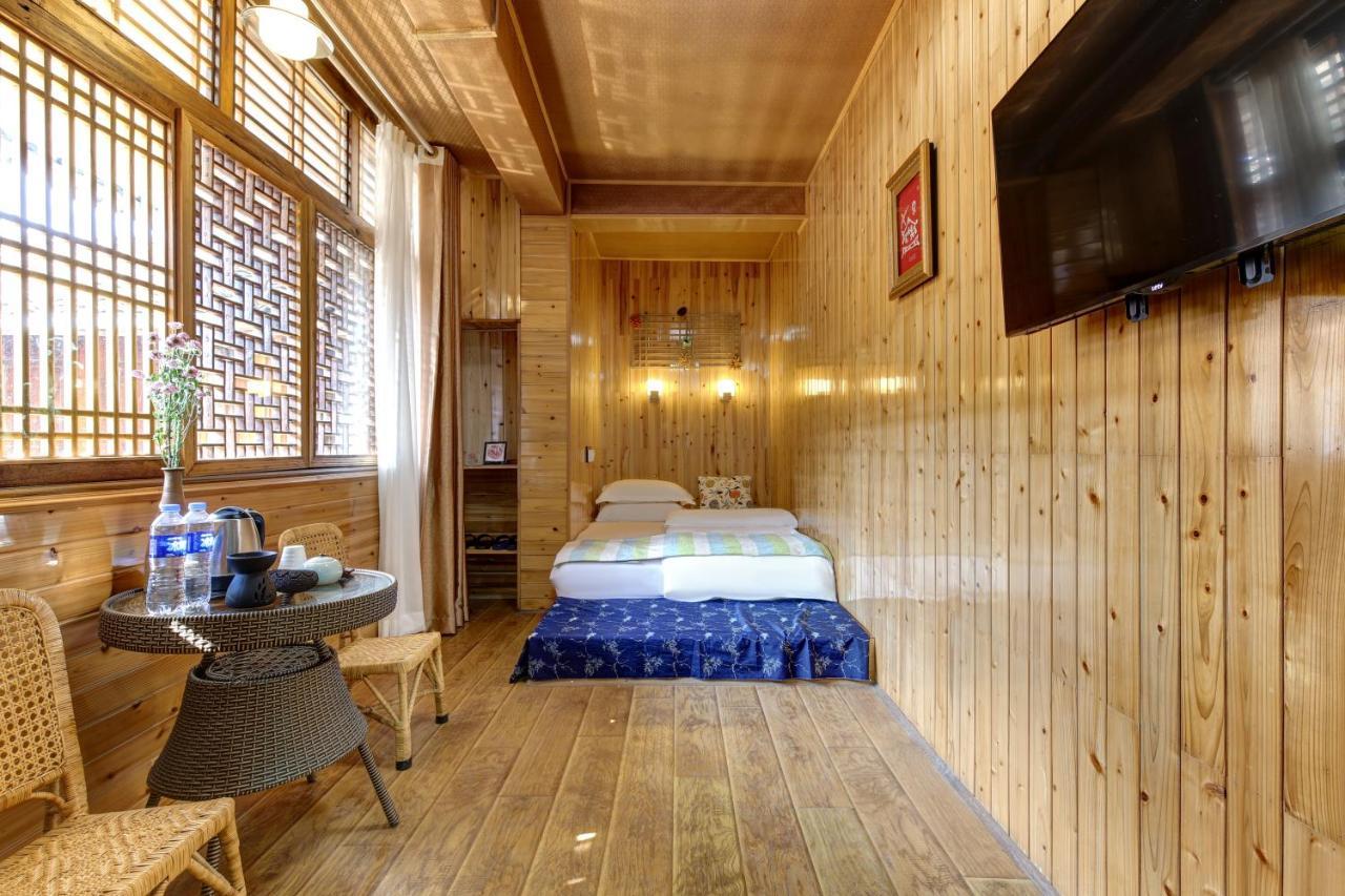 Dream Bay Hotell Tengchong Exteriör bild