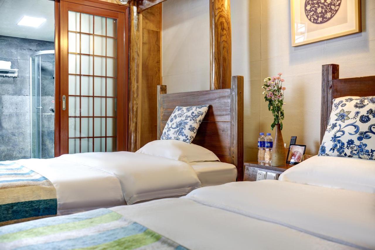 Dream Bay Hotell Tengchong Exteriör bild