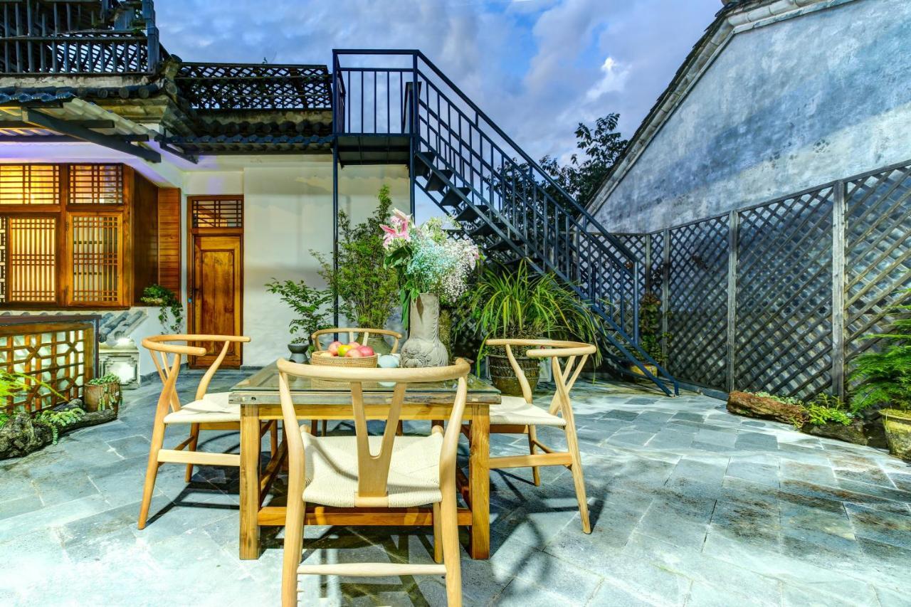 Dream Bay Hotell Tengchong Exteriör bild